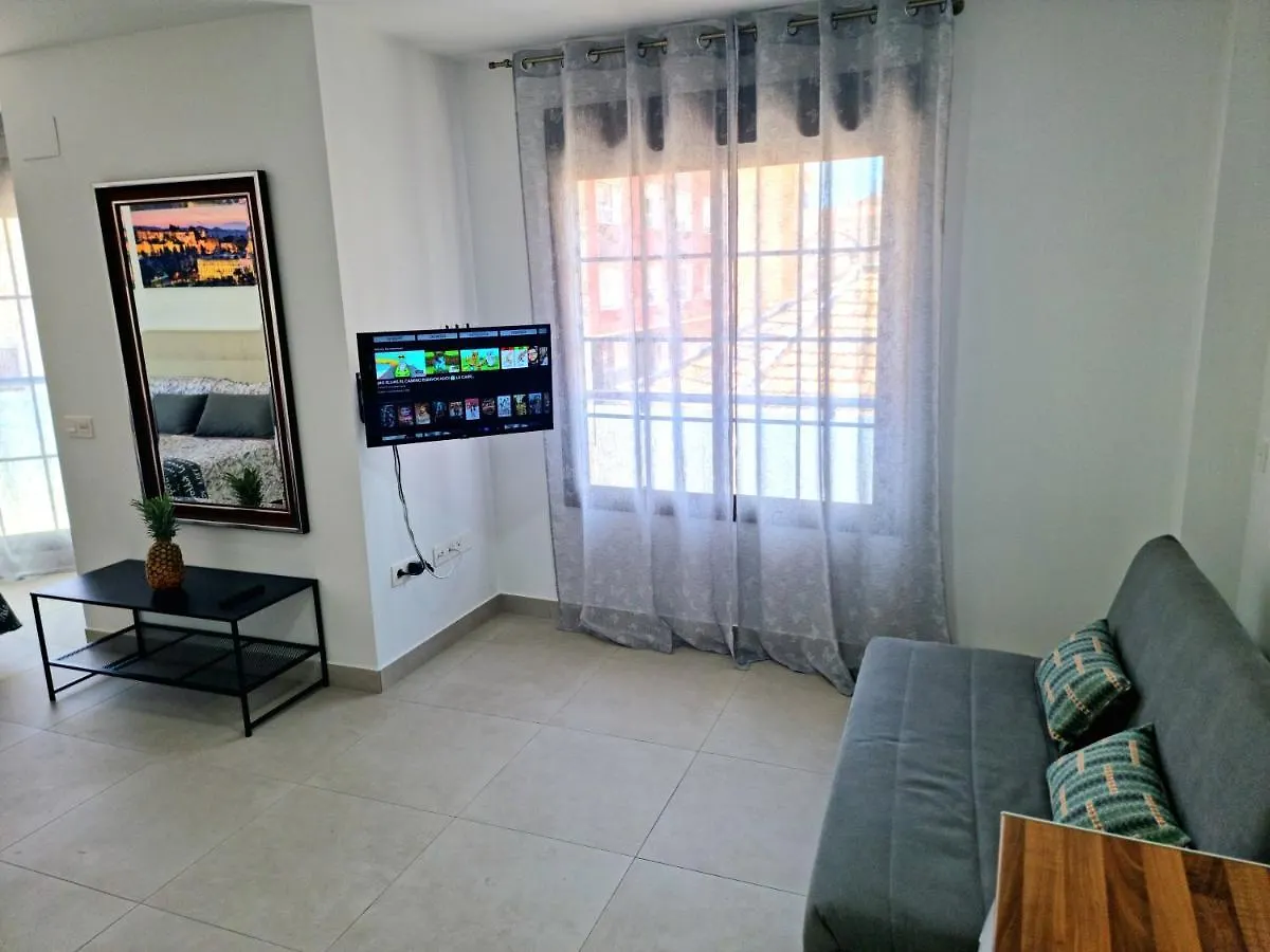 Apartman Apartamentos Elemar Free Luggage Storage Málaga